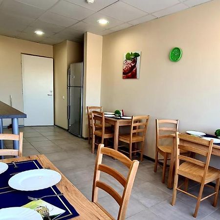 הבניימה Atoll Hostel מראה חיצוני תמונה