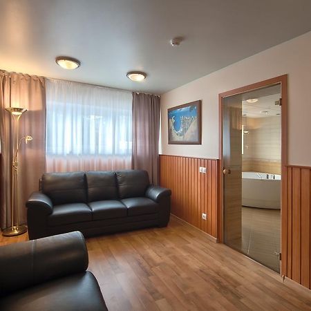 הבניימה Atoll Hostel מראה חיצוני תמונה