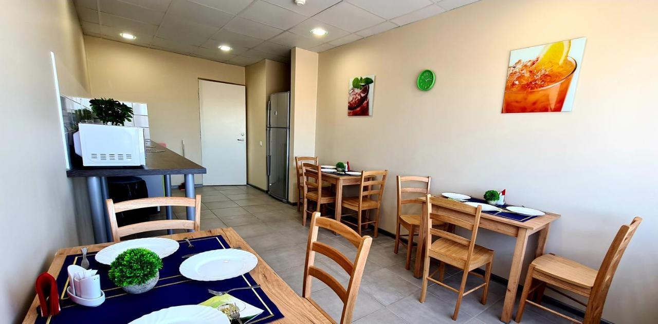 הבניימה Atoll Hostel מראה חיצוני תמונה