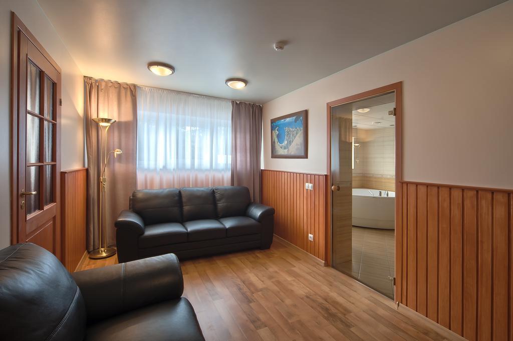 הבניימה Atoll Hostel מראה חיצוני תמונה